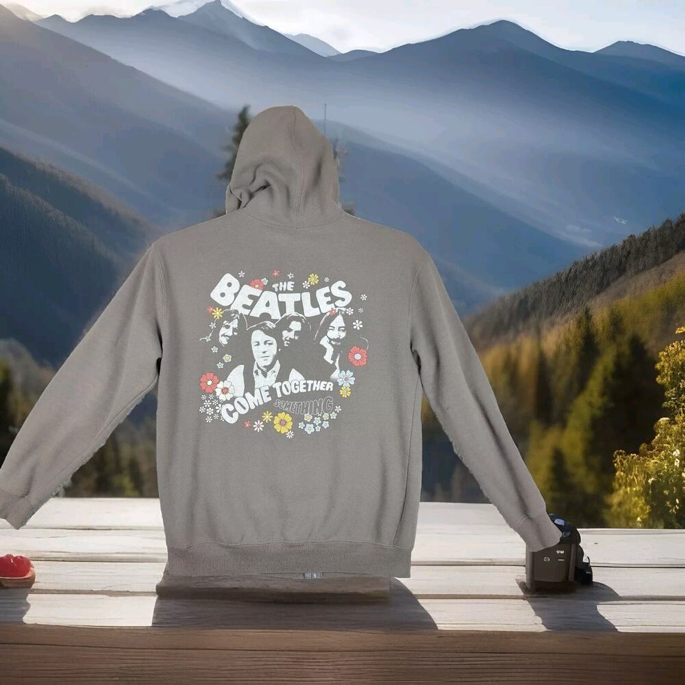 The Beatles Hoodie Grey Adult Small Full Zip Sweater Hooded Sweatshirt Band Tee